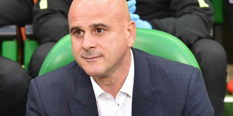 ნერვებზე ვიყავი და რობსონს ტელეფონი ვესროლე – ქეცბაიამ ინგლისური ამბები გაიხსენა