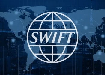 ევროკავშირი SWIFT-ის სისტემიდან 20 ბანკის გათიშვის შესაძლებლობას განიხილავს – Bloomberg