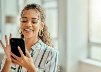 შესაძლოა ამ მოწყობილობამ მომხმარებლები ეკრანებს გადააჩვიოს – მისი შექმნა 2026 წლის ბოლოს დასრულდება