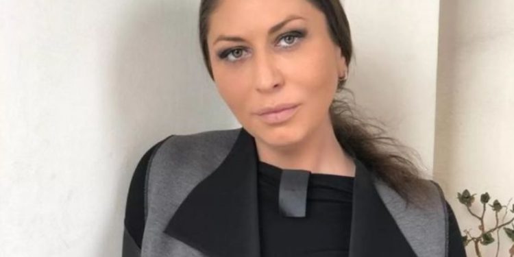 „იცით რა მიხარია? მთელი ერი რომ აბულინგებდა თამო ვაშალომიძეს და ის კიდე თავის გულის ტკივილს თავისი თავის შენებაში დებდა…“ – რას წერს მაიკო კაჭკაჭიშვილი