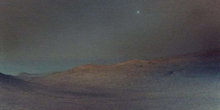 NASA-მ მარსის ცის ახალი ფოტო წარადგინა