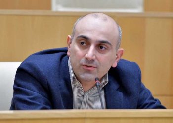 ალექსანდრე რაქვიაშვილი: აქტივისტი რომ რაღაცას ისვრის, ამას ტელევიზორში აჩვენებენ როგორც გმირობას.