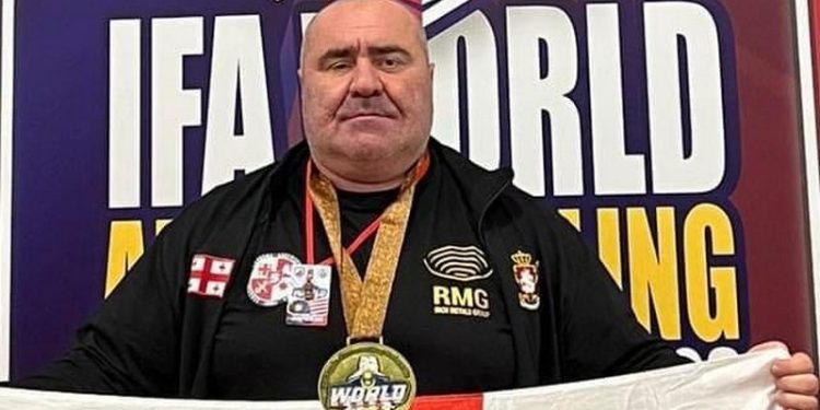 ომის ვეტერანი ზვიად ხაჩიძე მკლავჭიდში ევროპის ვიცე-ჩემპიონია