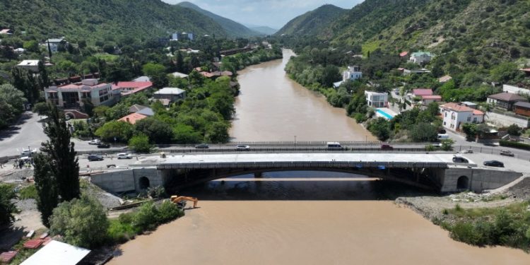 ქალაქ მცხეთის შესასვლელში, მდინარე მტკვარზე, ახალი ხიდის მშენებლობა დასრულდება