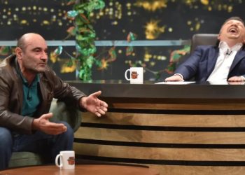 VIDEO: ვხედავ, ორი გოგო ვირთხებს აჭმევს მიწის თხილს – გიალიას სახალისო ამბები