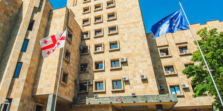 პროკურატურამ მიხეილ სააკაშვილის, გიორგი ვაშაძის, ნიკა გვარამიას, ნიკა მელიას, ზურაბ ჯაფარიძის, ელენე ხოშტარიას, მამუკა ხაზარაძისა და ბადრი ჯაფარიძის წინააღმდეგ სისხლის სამართლებრივი დევნა დაიწყო