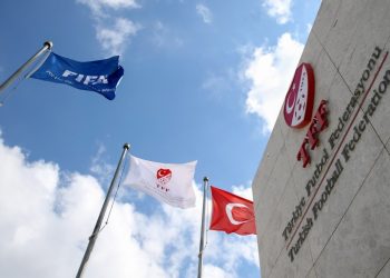 თურქეთის პროკურატურამ ფეხბურთის 17 მსაჯისა და სუპერლიგის კლუბის პრეზიდენტის დაკავების ბრძანება გასცა