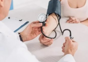 როდის აჩვენებს წნევის აპარატი ცრუ დაბალ ან ცრუ მაღალ წნევას – ექიმის რჩევები