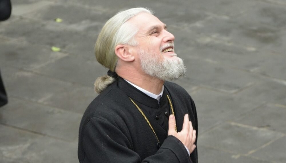 სიყვარული ესე მარტივი არ არის, სიყვარულს ძალიან დიდი შრომა ჭირდება – მამა შალვა კეკელია