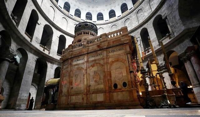 მაცხოვრის აღდგომის ტაძარი იერუსალიმში მომლოცველებისთვის გაიხსნა – ბერძნული მედია