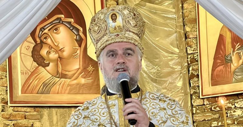 „ამ ბილიკებზე დადიოდა წმინდა პაისი, ეს არის მისი კელია…“ – მამა შალვა კეკელია ათონის მთიდან კადრებს აზიარებს