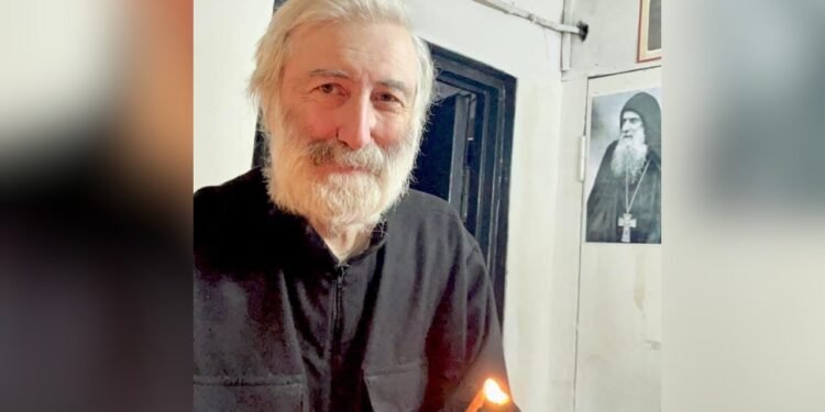 ვრცელდება კადრები ბერი ნიკოლოზის პანაშვიდიდან