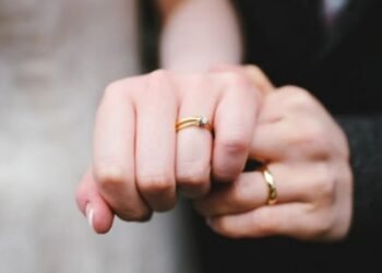 რატომ არის მნიშვნელოვანი საქორწინო ბეჭდის ტარება!?