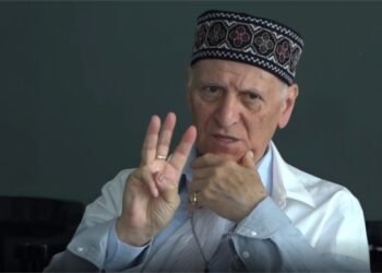 ბავშვი 6 საათი სკოლაშია, 3 საათი დავალებებს ამზადებს, 9 საათი გამოვიდა – შალვა ამონაშვილი