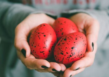 რატომ არ შეიძლება აღდგომამდე წითელი კვერცხის ჭამა