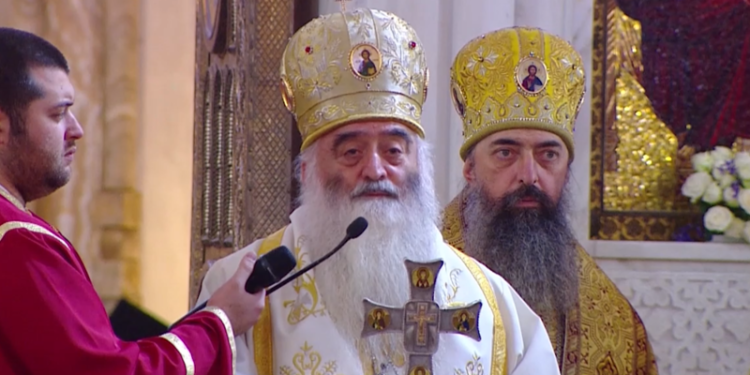 “პატრიარქი ტახტის მოსაყდრეზე დიდხანს ფიქრობდა” – მეუფე საბა