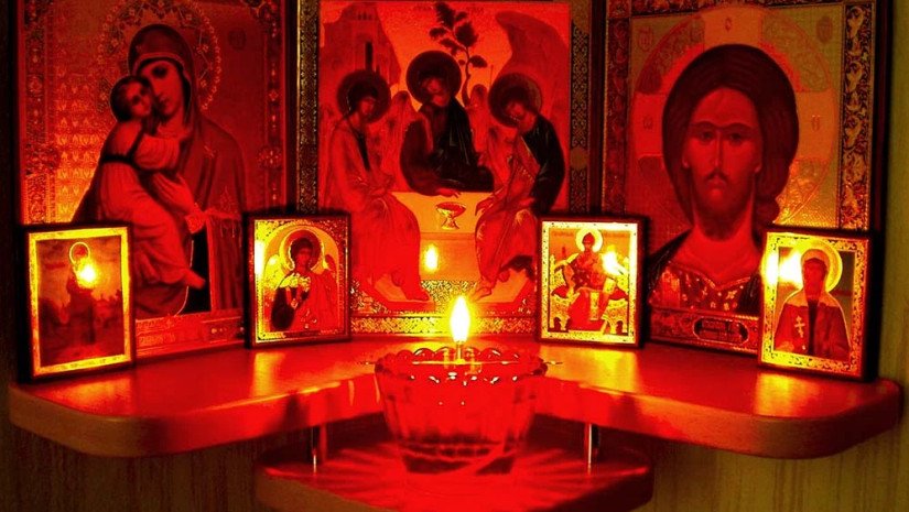 როგორ დავკიდოთ ხატები სახლში