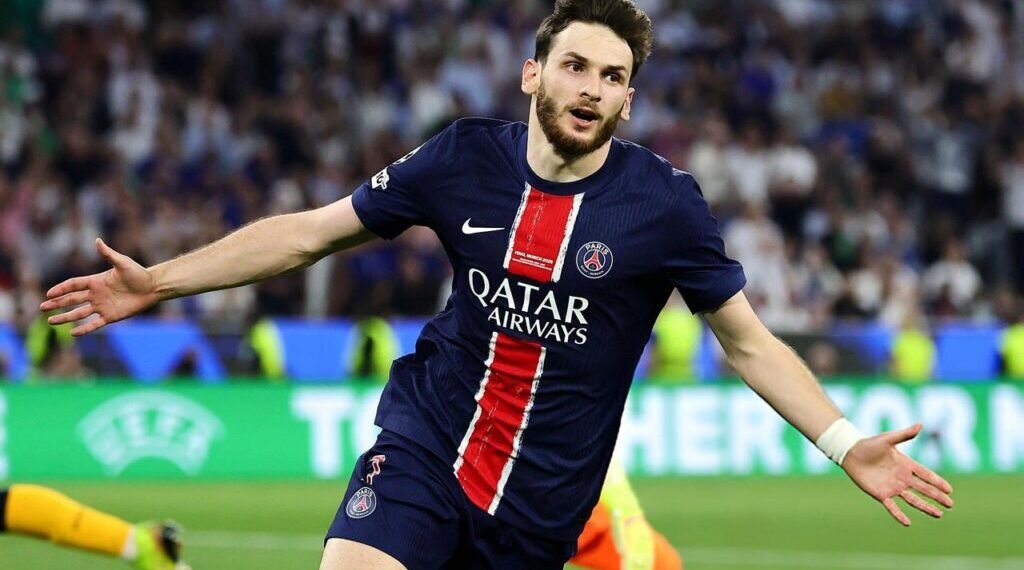 ხვიჩა კვარაცხელია ჩემპიონთა ლიგის კვირის სიმბოლურ ნაკრებში დაასახელეს