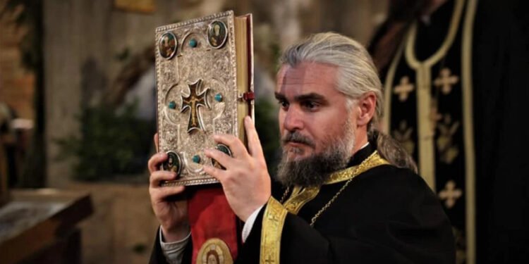 „მნიშვნელობა არ აქვს, იდება თუ არა სუფრაზე წითელი კვერცხი და პასკა. აღდგომა სულ სხვა რამეა…“ – მამა შალვა კეკელია