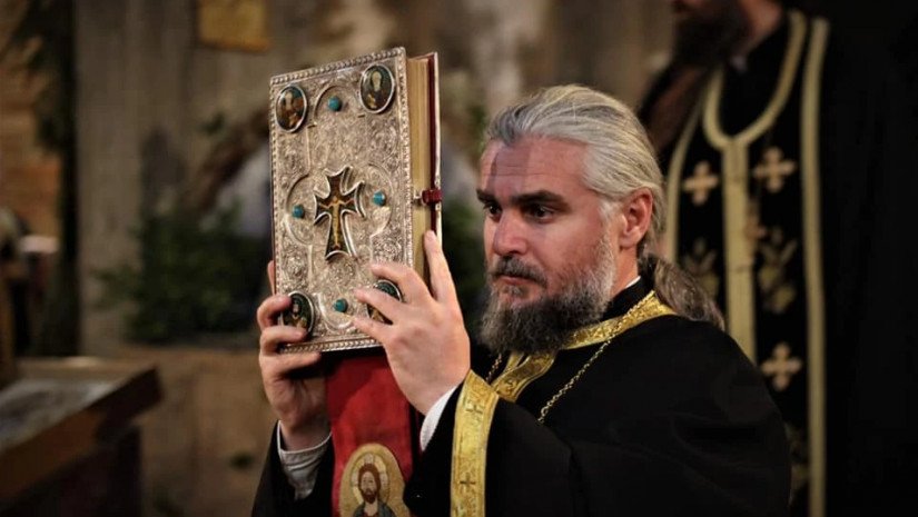 „მნიშვნელობა არ აქვს, იდება თუ არა სუფრაზე წითელი კვერცხი და პასკა. აღდგომა სულ სხვა რამეა…“ – მამა შალვა კეკელია