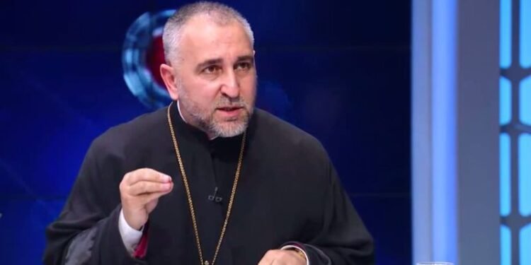 “პატრიარქის არჩევის პროცესში საერო პირები არ უნდა ჩაერიონ” – პროტოპრესვიტერი მამა გიორგი ზვიადაძე