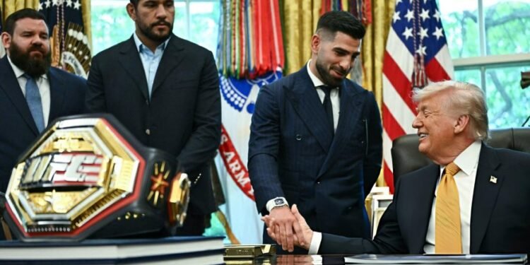 ილია თოფურია თეთრ სახლში დონალდ ტრამპს შეხვდა