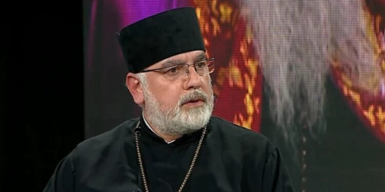 “პატრიარქის ეპოქა უნიკალური იყო, ყველაზე რთულ დროს მოუწია მას მოღვაწეობა” – დეკანოზი იაკობ უშიკიშვილი