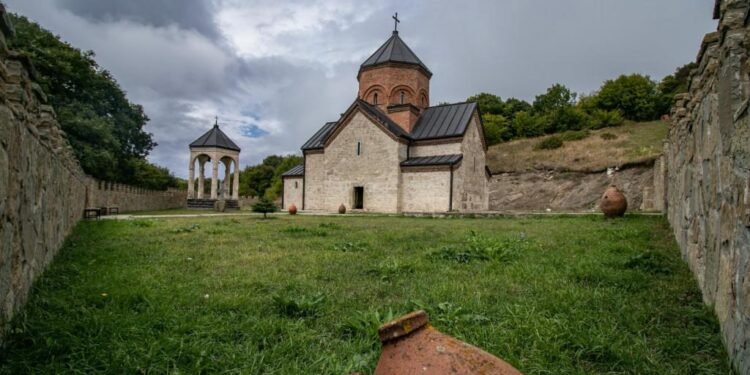 სასწაულები სარკის წმინდა გიორგის შესახებ
