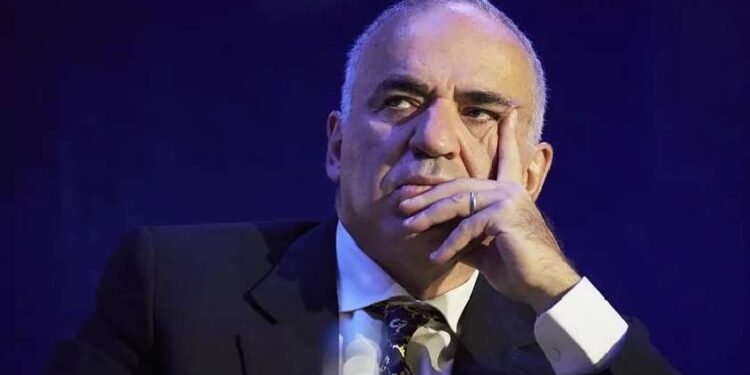 რუსეთის ხელისუფლებამ გარი კასპაროვზე საერთაშორისო ძებნა გამოაცხადა