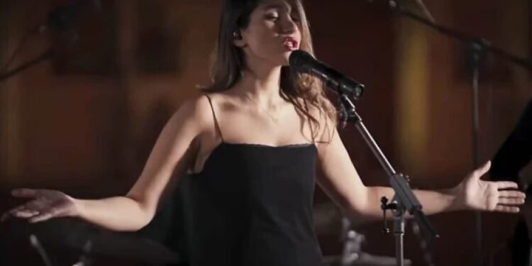 74 როზგი ცნობილ ირანელ მომღერალს – ირანის სასამართლოს გადაწყვეტილება