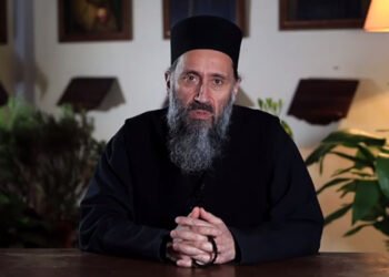 “გოგონების საყურადღებოდ მინდა ვთქვა, კაცი, რომელიც გეუბნება მიყვარხარო…” – მამა თეოდორე გიგნაძე